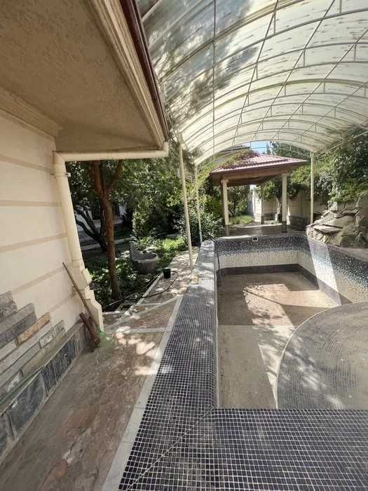 Сдаётся Евродом 10-соток на Военный Госпиталь Инха Институт / id8922 /