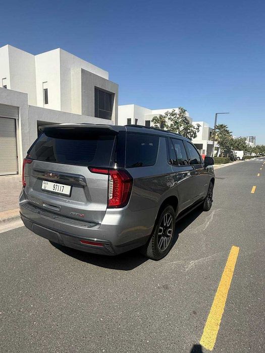 GMC YUKON Авто в хорошем состоянии, обслуживался официальным дилером