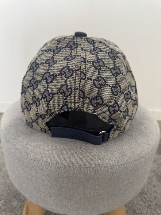 Sapca Gucci (grey/whote/black)