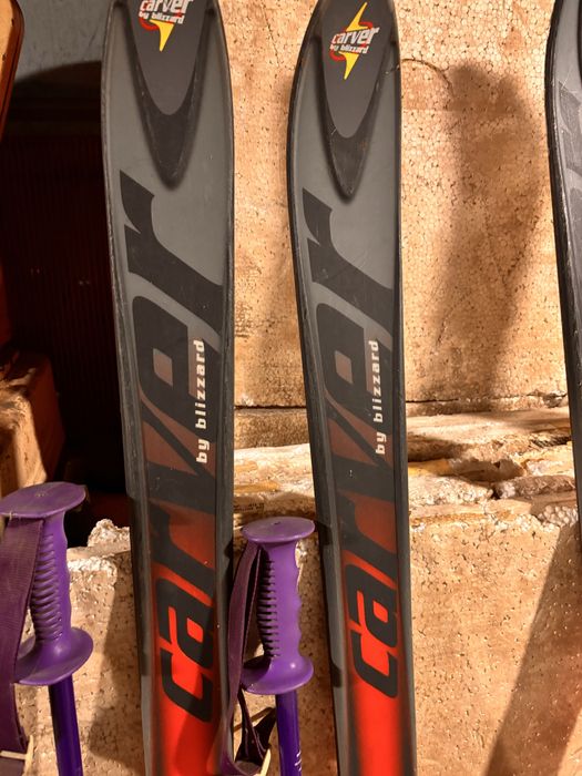 Два чифта ски Carver с два чифта обувка