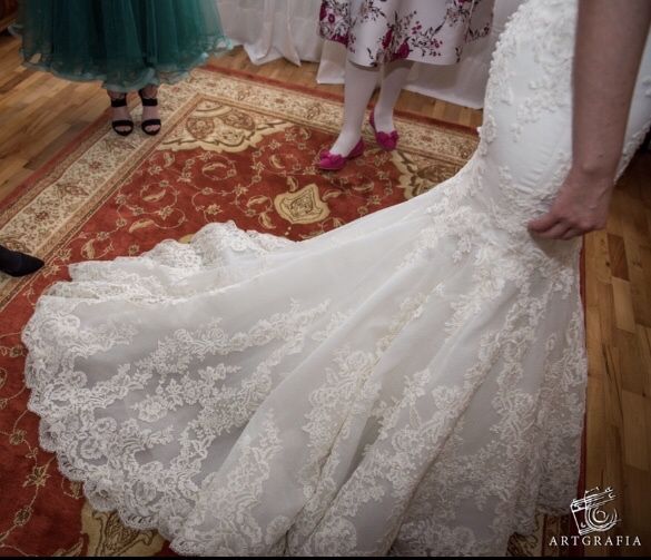 Rochie mireasa tip sirena, colectia Enzoani