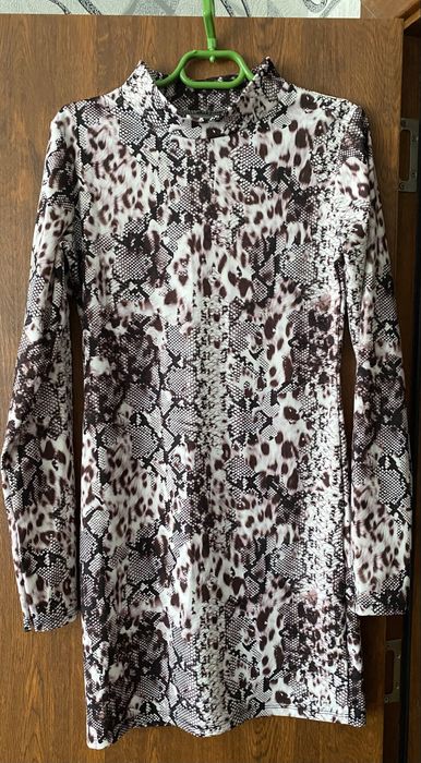 Роклите не са обличани