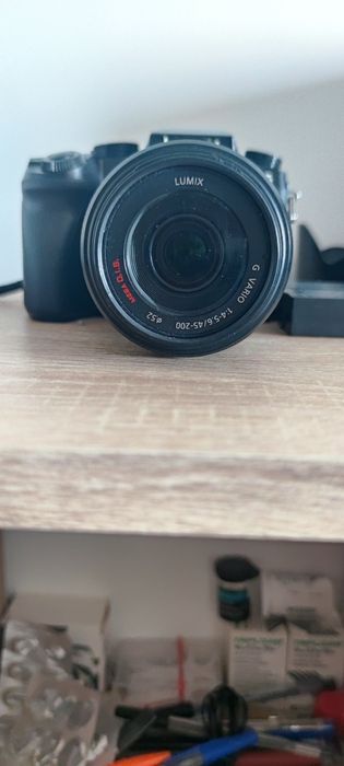 Panasonic lumix g7+obiectiv 45-200