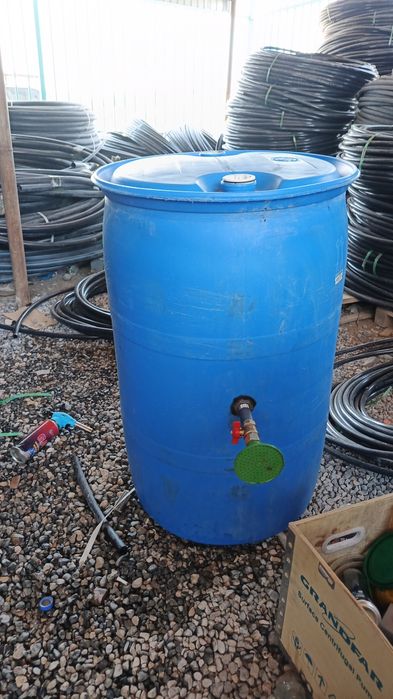 Душавой бачок прадается