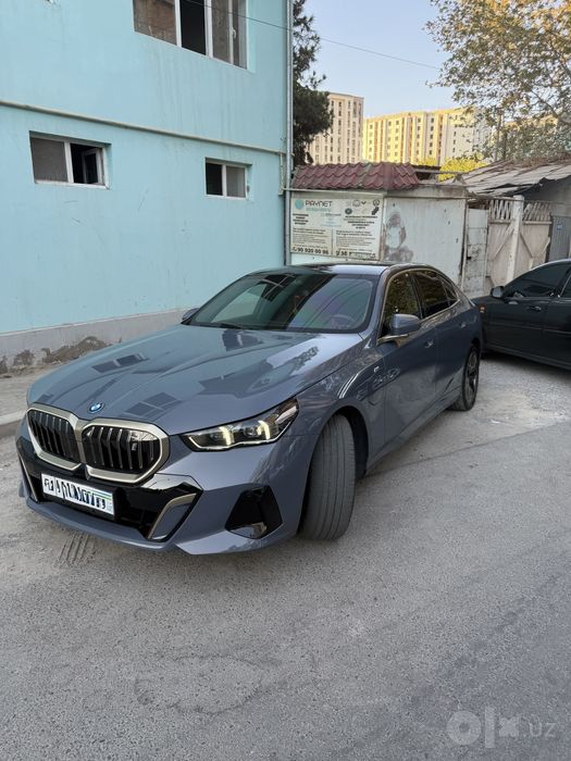BMW i5 35l польный фулл не битая не крашенная 2024 года выпуска
