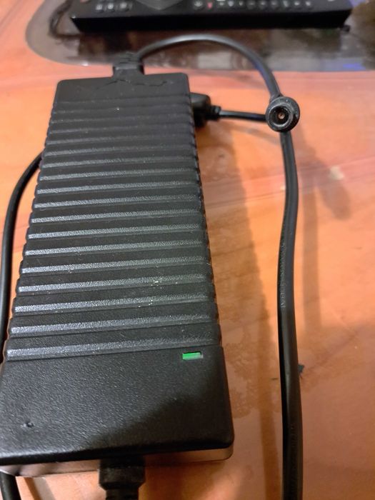 Alimentator laptop original second hand HP 19V 7.1A  135W