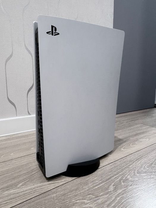 Продам Playstation 5