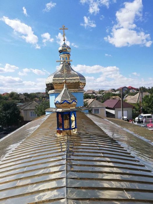 Tabla aurie biserici