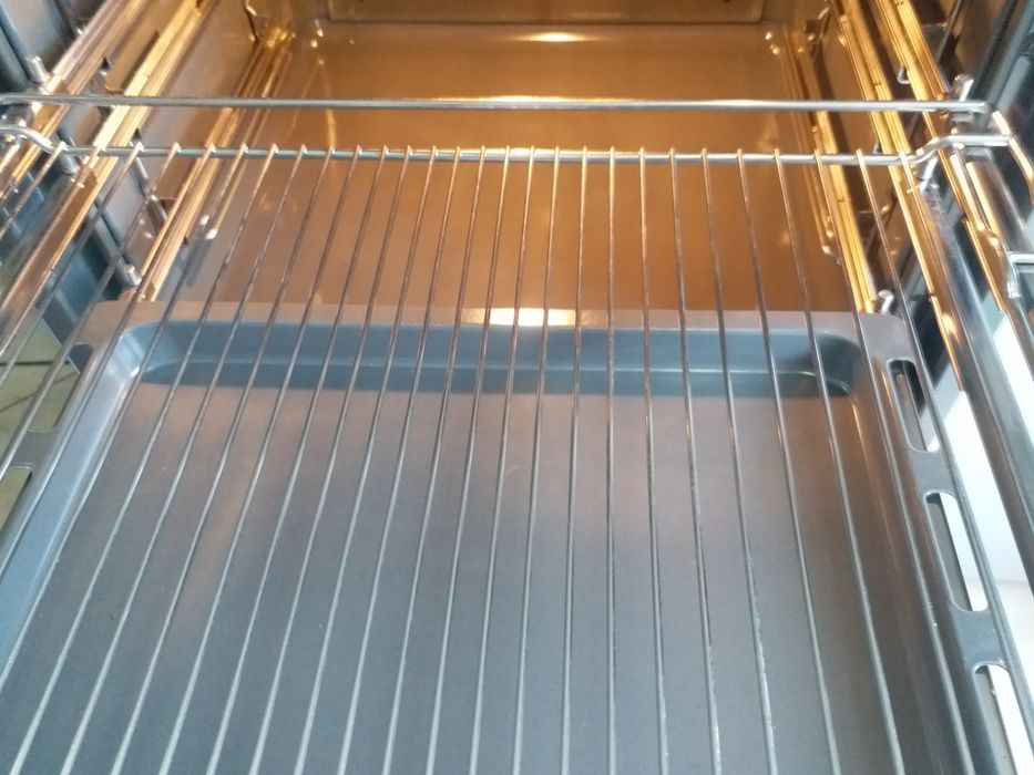 Фурна за вграждане SIEMENS Made in Germany