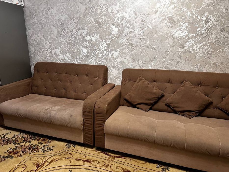 Продается кресло диван