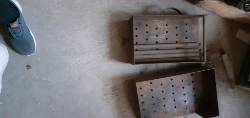 Продаю мангал состояние хорошее