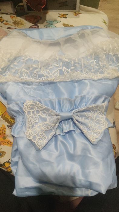 Продам конверты на выписку