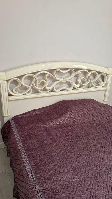 Кровать двухспальная