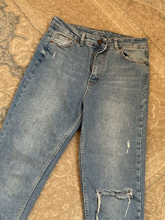 Modniy yirtiq teksturali jinsi/jeans