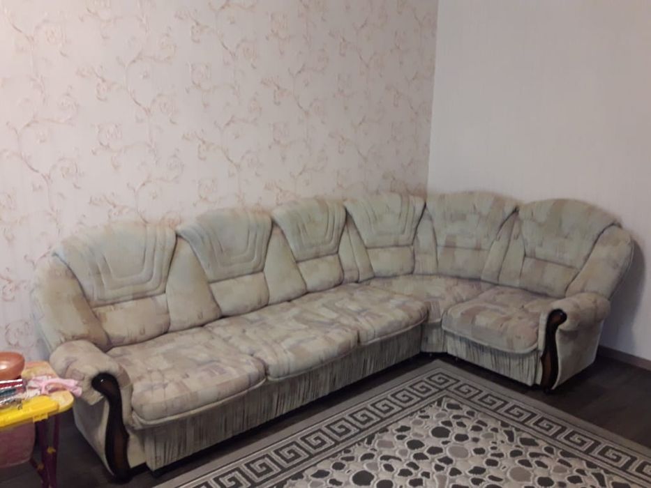Продам раздвижной угловой диван