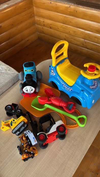 игрушки машинки /