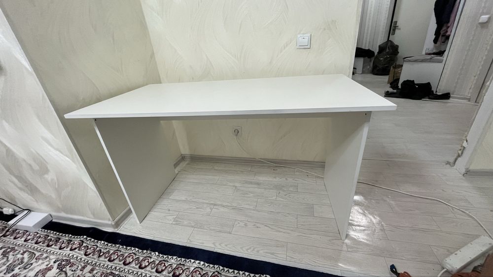 Письменный стол игровой стол