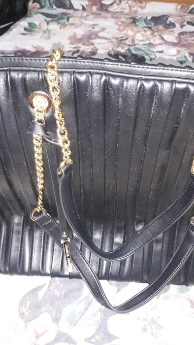 Чисто нова чанта черна