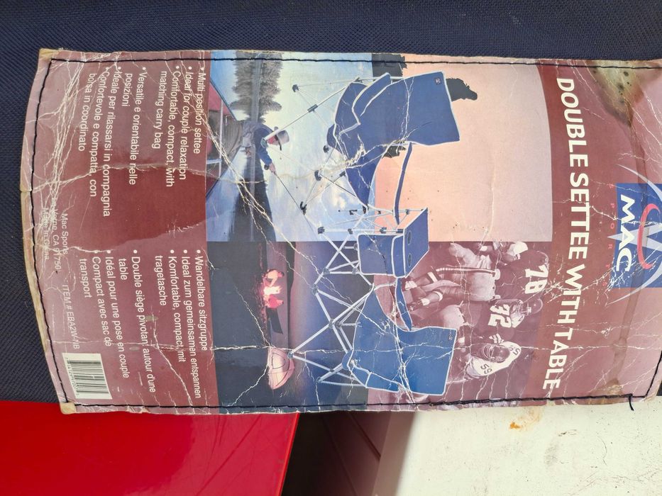 Комплект от 2 сгъваеми къмпинг стола + маса