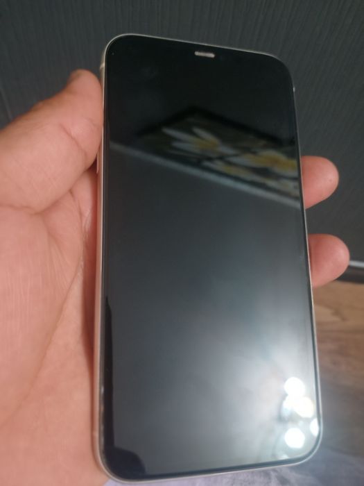 Аифон 11 идеальном состоянии!!