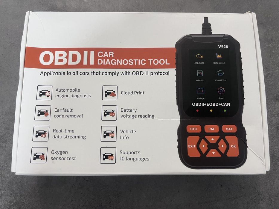 Диагностика за автомобил OBD 2 V520
