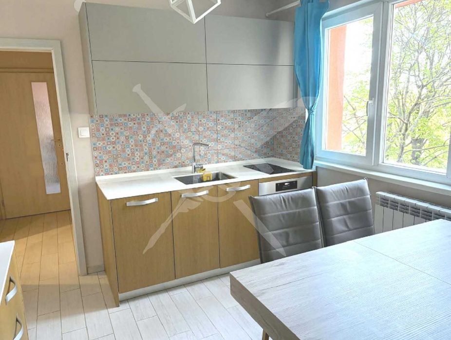 Дава се под наем Тристаен апартамент в София, Мусагеница - 75 кв.м за 698.19 € - Снимка #2