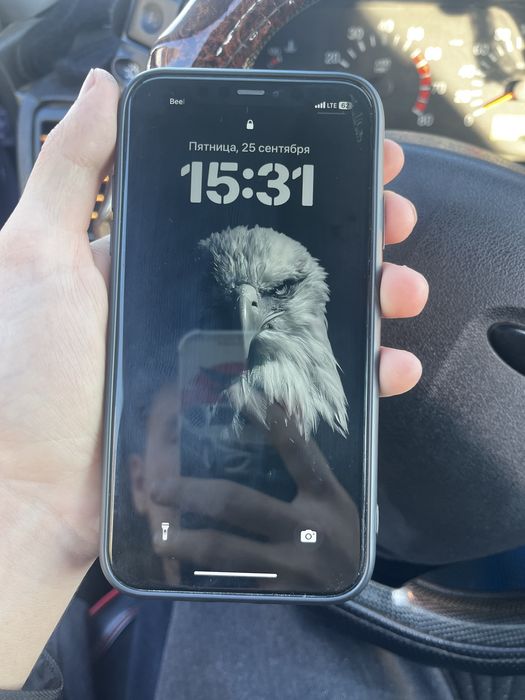 Продам айфон 11 128гб