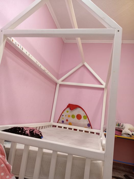 Продам кроватку детскую