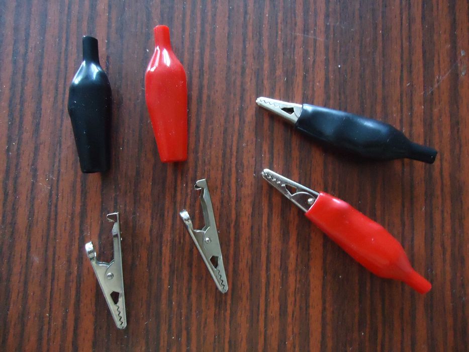 Букси за телевизор, букси за кабел, конектор, гумен банан щекер.