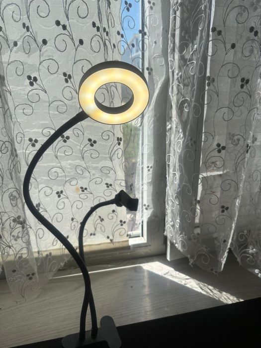 Продам светильник