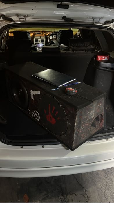 Продам сабвуфер