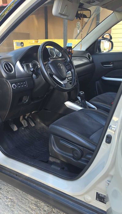 Suzuki Vitara 4x4 AllGrip 2018 – GPL omologat, navigație, piele/alcantara