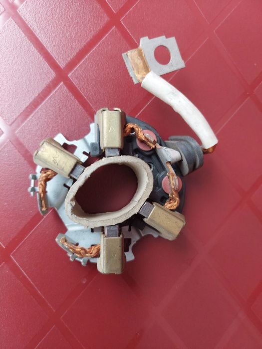 Set carbuni electromotor Volvo