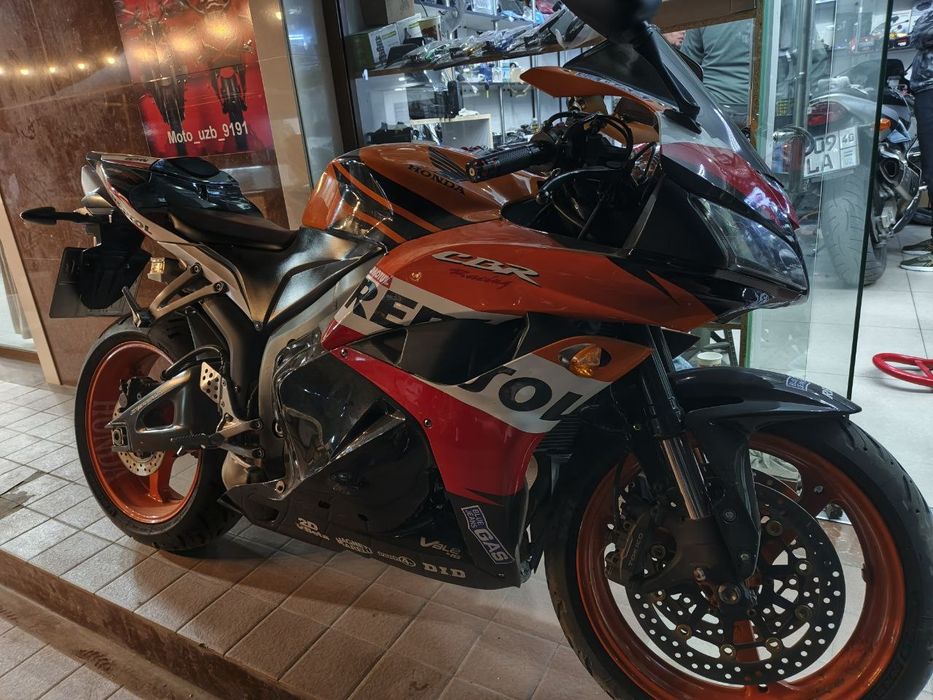 Honda CBR600RR 2010