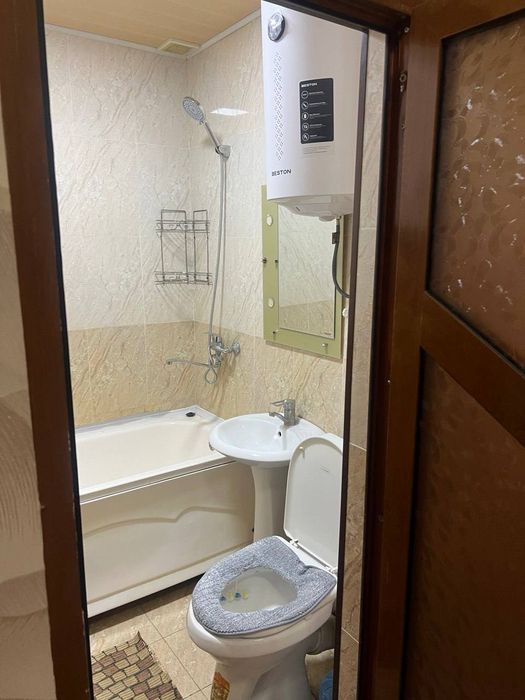 Аренда Гагарин иняз ёнида 2 хона 3 этаж кирпеч дом