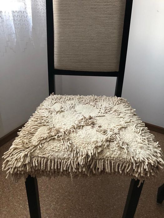 Продам накидки на 4 стула