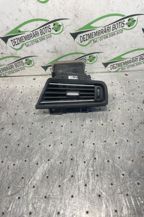 Grila ventilatie bord dreapta F5929190203 BMW Seria 5 F10