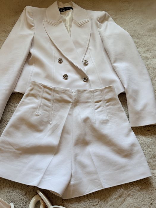 Set cu sacou si pantaloni scurti Zara