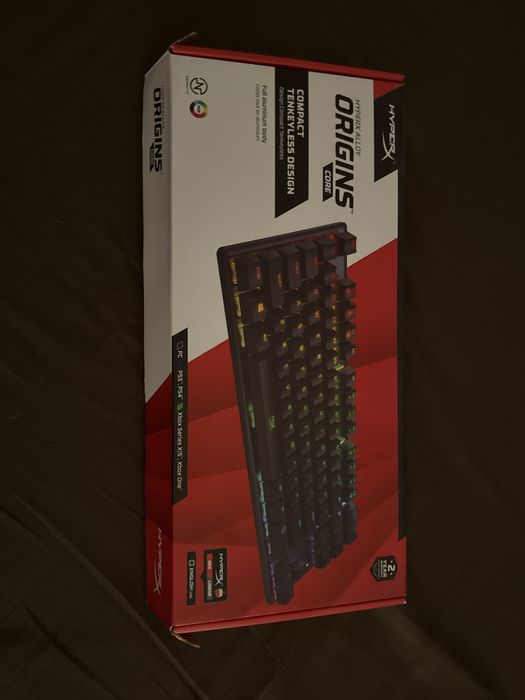 Tastatura hyperx noua