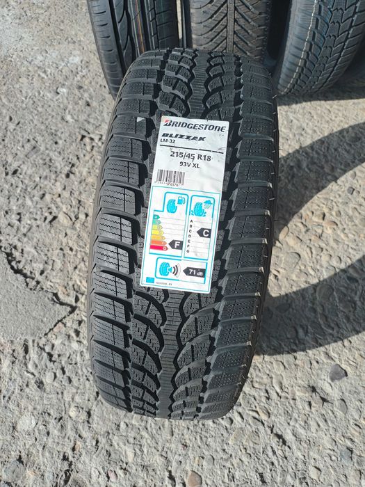 1 Нови зимна гума 215/45R18 Bridgestone Blizzak LM-32 XL 93V XL с борд