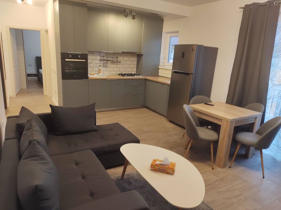 Proprietar închiriez apartament cu 2 camere