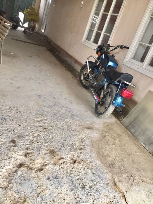 Moto dokument hammasi bor