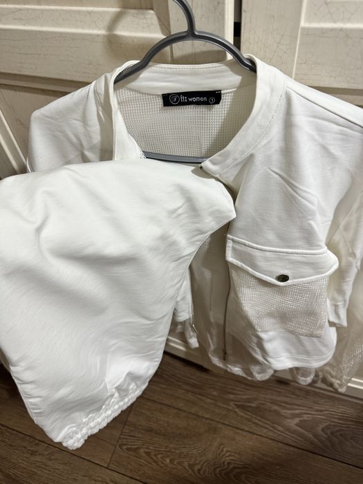 Огромная распродажа вещей