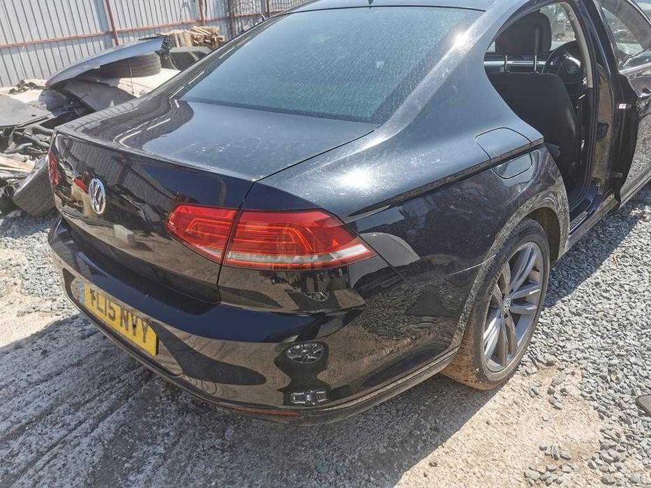 bara spate cu senzori vw passat b8 berlina lc9x