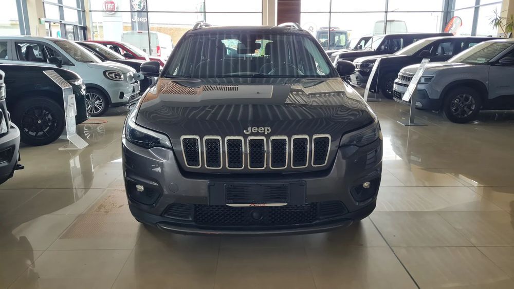 Jeep Cherokee import