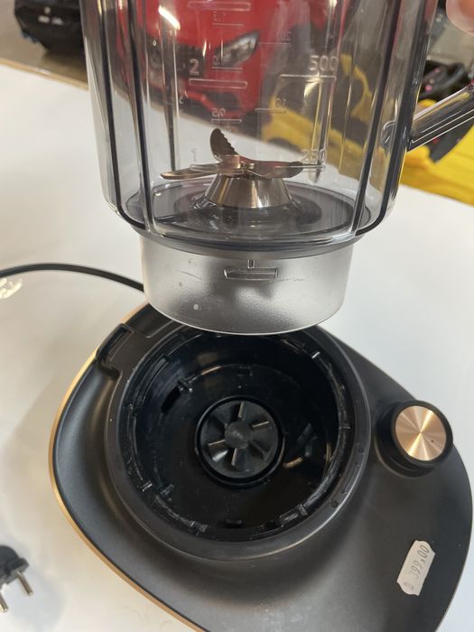 Blender Philips de mare viteza cu functie de stoarcere, tehnologie DUAL CHEF 1500 W