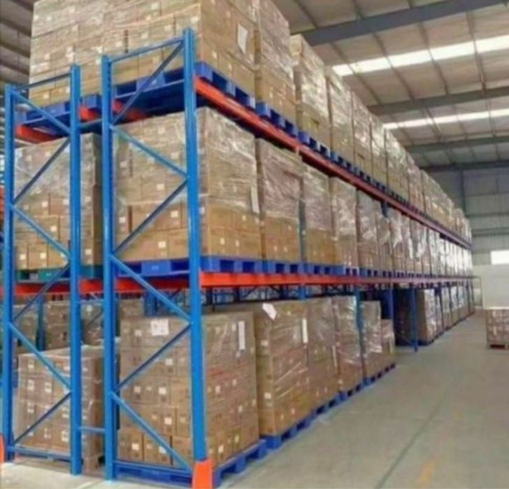 Vindem rafturi metalice profesionale reglabile