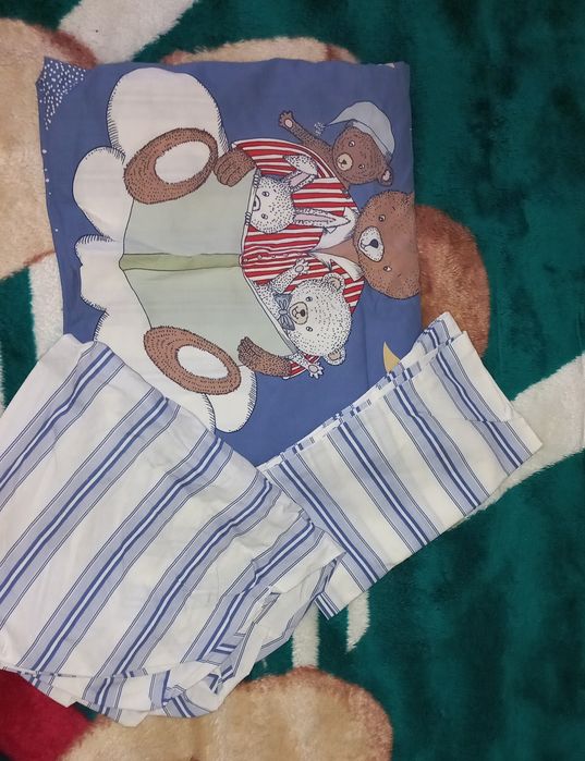 Продам 3 комплекта детского постельного белья+ 3 одеяла