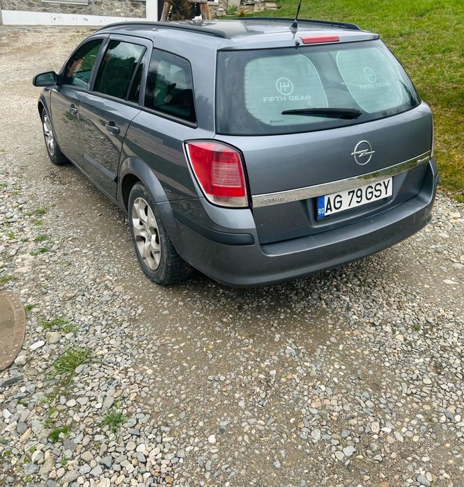 Opel Astra H -1.6 benzina