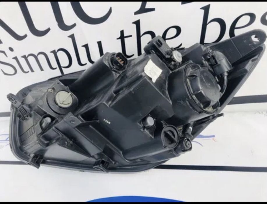 Far dreapta halogen led Kia Picanto după 2011 cod 92102-1Y3